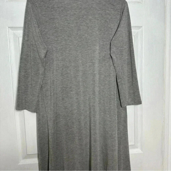 Mrs. Tee Cardigan Grey  Size Large - Picture 11 of 16